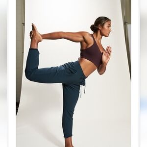 Athleta Womens Powervita Drawstring Jogger in ABYSS /Dark Teal Color